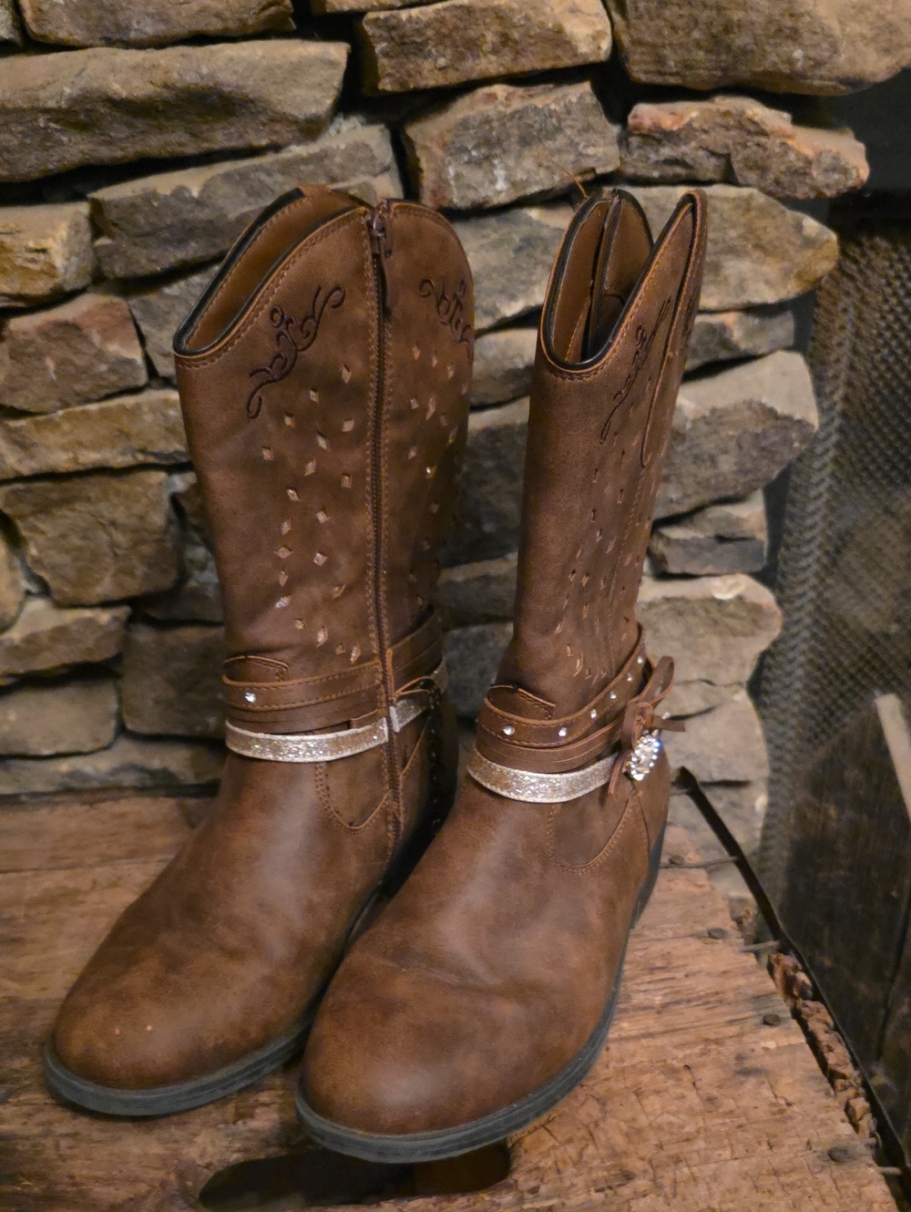 Girls' Brown Mid-Calf Decorative Buckle Boots